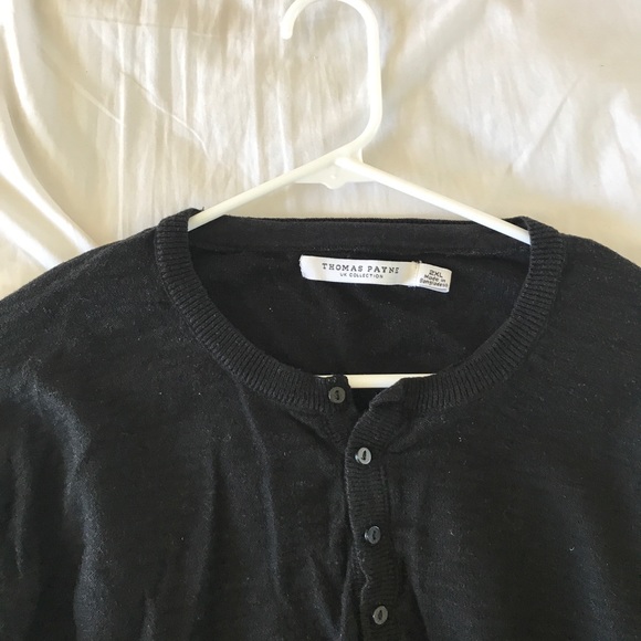 Long-sleeved Black Tee - Picture 4 of 5